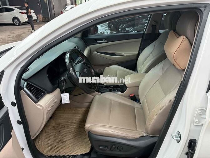 Hyundai Tucson 2018 2.0 AT Spec - 22000 km