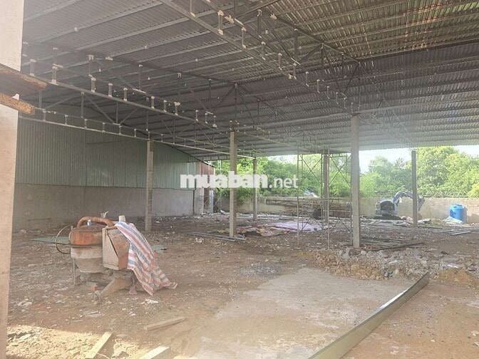 CHO THUÊ KHO,XƯỞNG SX 800M² GIÁ 60TR/T, Đ XE CÔNG 40F KCN TÂN BÌNH