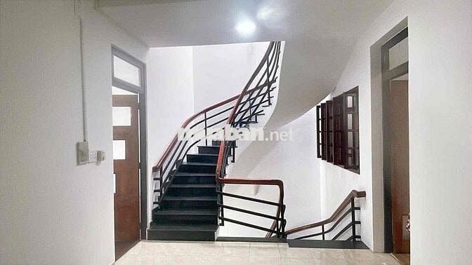 BIỆT THỰ ĐẸP 3 TẦNG KHU VIP GIGAMALL 120m² gần sông Sài Gòn – 17.5 tỷ
