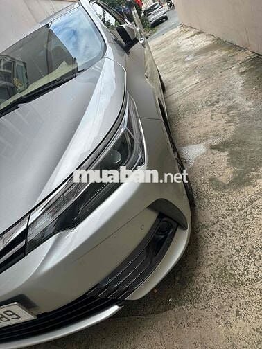 Toyota Corolla Altis 2017 2.0V AT