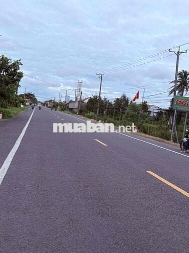 Chính Chủ bán đất mặt tiền Quốc Lộ 57- Chợ Lách - Bến Tre