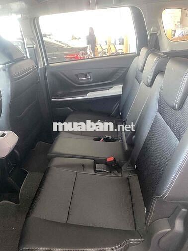 TOYOTA VELOZ CROSS 2025 - 556TR - GIAO NGAY