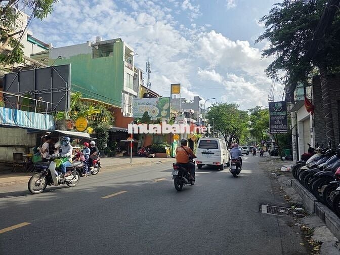 SIÊU PHẨM MẶT TIỀN KHU ĂN UỐNG SẦM UẤT NHẤT QUẬN 10- GIÁ CHỐT 65 TRIỆU