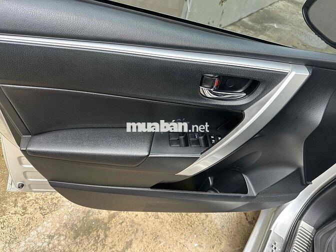Toyota Corolla Altis 2017 2.0V AT