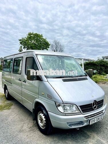 Mercedes Sprinter Van 2010 3 chỗ