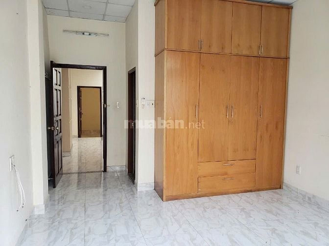 Bán nhà mặt tiền đường Nghĩa Thục P6Q5