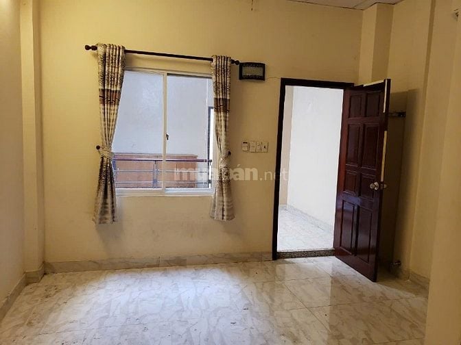Bán nhà mặt tiền đường Nghĩa Thục P6Q5