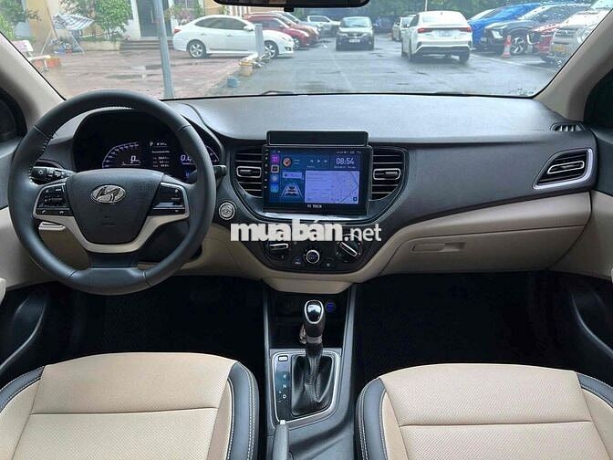 Hyundai Accent 1.4AT sx 2022 màu đen xe đẹp