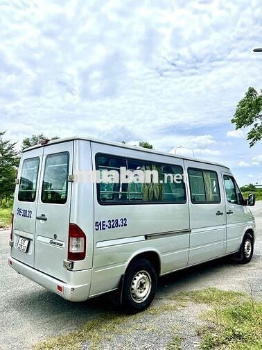Mercedes Sprinter Van 2010 3 chỗ