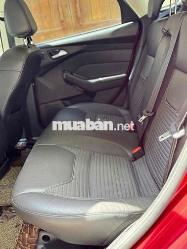 Ford Focus 1.5Sport sx 2016 màu đỏ lên nhiều đồ