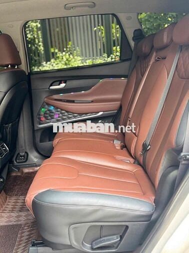 Hyundai Santafe 2.2D premium cao cấp 2022 mới lắm