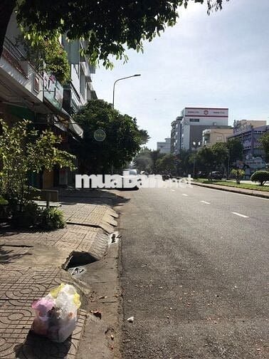 CHo thuê mbkd mặt tiền đường Lê thúc hoạch 10x21m thông suốt