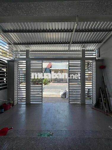 Bán gấp căn nhà 1 trệt 1 lầu ở gần chợ Trảng Bàng 120m2 SHR giá 820tr