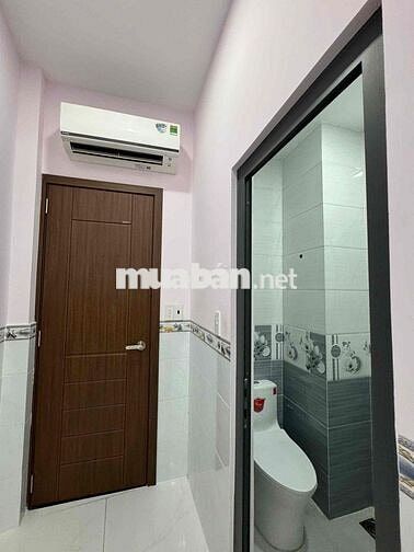 cho thuê phòng cửa sổ ngay Quận 3 gần Ga Sài Gòn và đại học Sư Phạm Q3