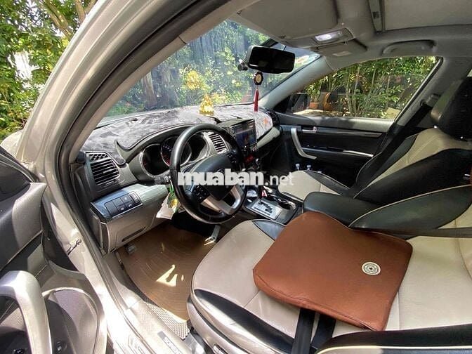 Kia Sorento 2011 GAT 2WD 2.4 - 133000 km