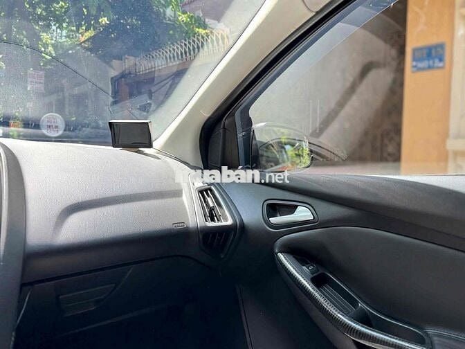 Ford Focus 1.5Sport sx 2016 màu đỏ lên nhiều đồ