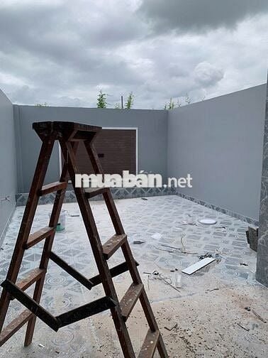 NHÀ KCN CẦU TRÀM 2 MẶT TIỀN - SHR- SÂN OTO