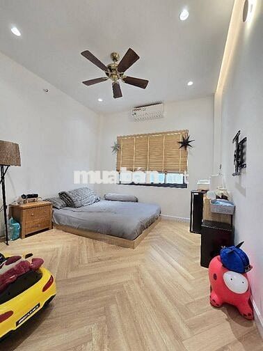 MTKD KHU VIP ĐẶNG VĂN NGỮ - NGANG 4M - 4 LẦU- NHĨNH 18 TỶ THƯƠNG LƯỢNG