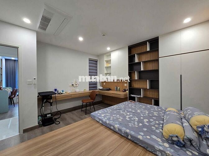 Celadon City - Cho thuê căn Skylinked Villa 4PN  211m2 Full NT