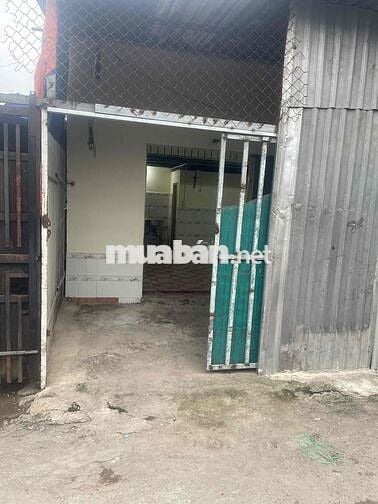 nhà mặt tiền hẻm xe tải DT 25m2