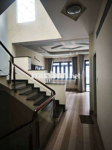 BÁN GẤP nhà BÌNH TÂN, 4 tầng, DT 5,5x14m, HXH tránh, chỉ hơn 6 tỷ