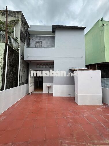 CHO THUÊ NHÀ MẶT TIỀN 30/4 GẦN VINCOM XUÂN KHÁNH GIÁ DƯỚI 25 TRIỆU