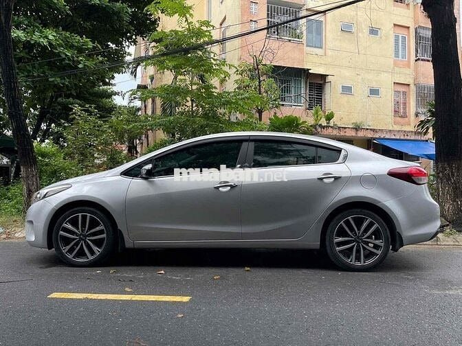Kia Cerato 2016 1.6 AT - 98000 km