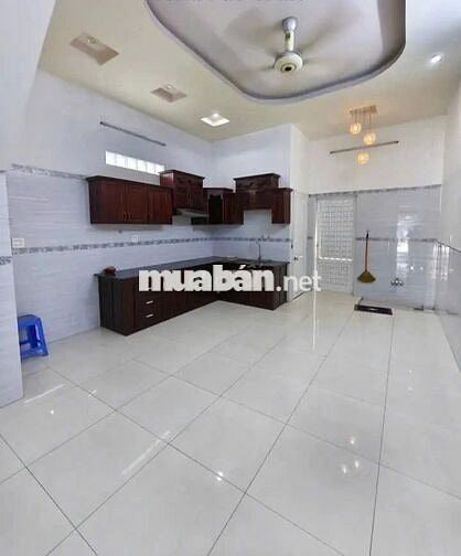 CHO THUÊ NHÀ TRỆT 2 LẦU MẶT TIỀN ĐƯỜNG TRẦN HOÀNG NA GIÁ DƯỚI 20 TRIỆU