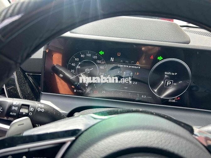 Kia Seltos 2025 Premium 1.5 AT - 2500 km Như Mới
