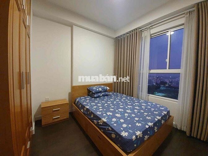 Cho thuê căn hộ 2 phòng ngủ. chung cư Golden Mansion. Gần sân bay TSN