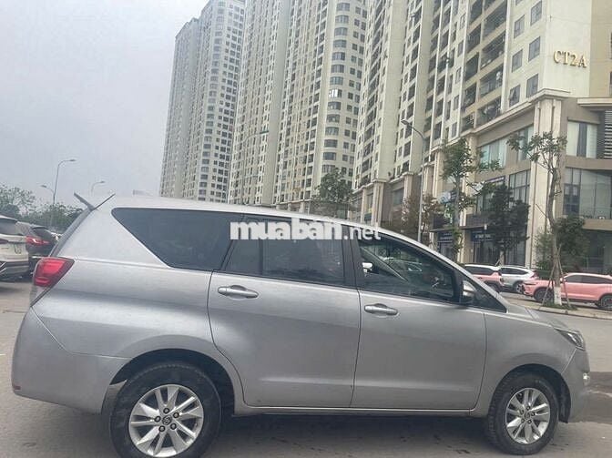 Mới vê TOYOTA INNOVA 2.0E