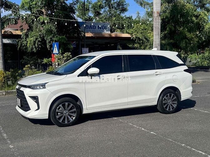 Toyota Avanza Premio 2022 CVT Tự Động Lướt