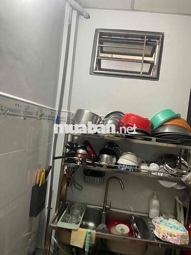 Cần cho thuê gấp nhà. nguyên căn. đường pvt. hẻm xe hơi. hẻm 354/