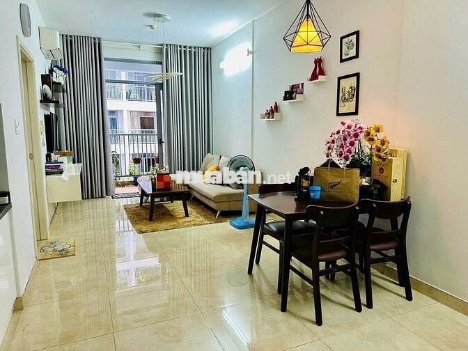 Cần cho thuê căn hộ Luxcity Quận 7
