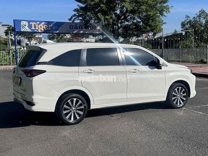 Toyota Avanza Premio 2022 CVT Tự Động Lướt