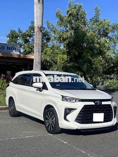 Toyota Avanza Premio 2022 CVT Tự Động Lướt