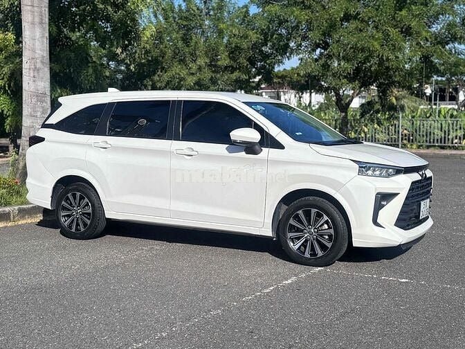 Toyota Avanza Premio 2022 CVT Tự Động Lướt