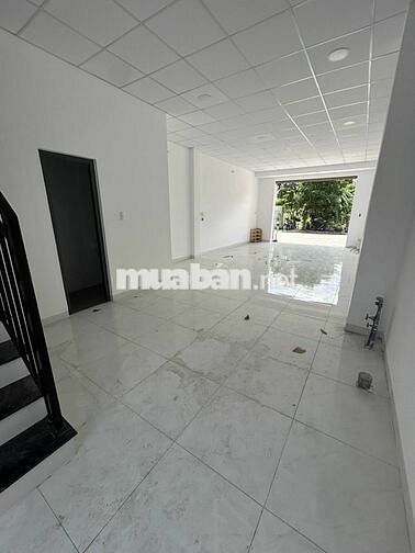 Nhà Phố liền kề, 1 trệt 2 lầu, 4 phòng ngủ tại Thuận An chỉ từ 1 tỷ 3