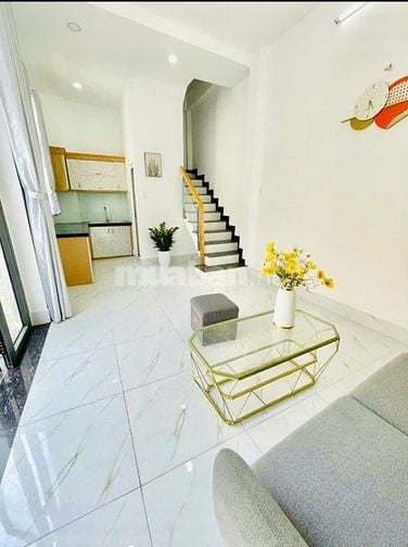 Chính chủ cần bán căn nhà 2lầu 4PN,SR,Đường Liên Khu 5-6 P. Bình Tân
