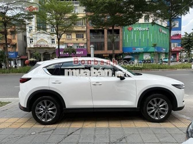 Mazda CX5 Premium 2.0 AT 2022