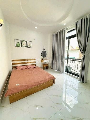 Chính chủ cần bán căn nhà 2lầu 4PN,SR,Đường Liên Khu 5-6 P. Bình Tân
