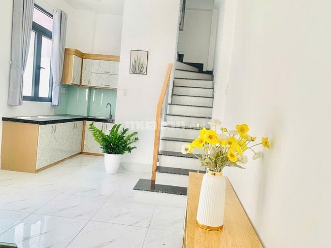 Chính chủ cần bán căn nhà 2lầu 4PN,SR,Đường Liên Khu 5-6 P. Bình Tân