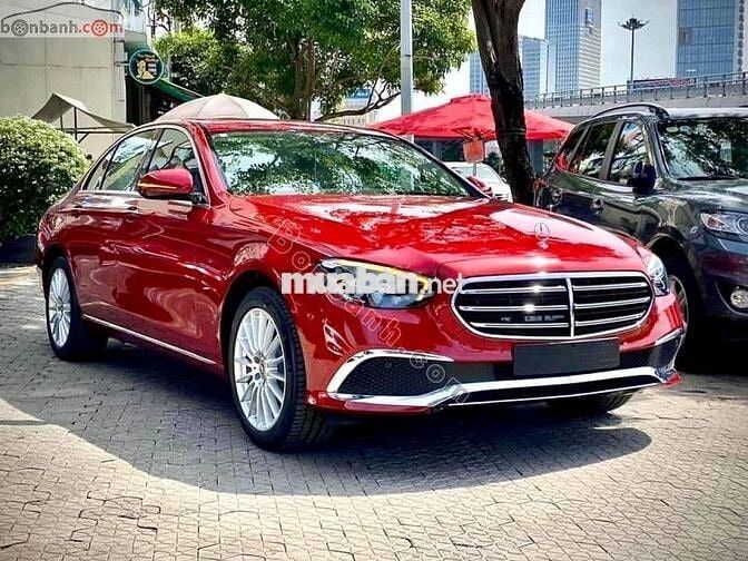Mercedes Benz E class E200 Exclusive 2024