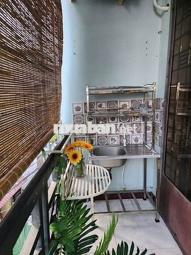 Thuê Căn Hộ 1PN Ban Công Xô Viết Nghệ Tĩnh Gần Bến Xe Miền Đông