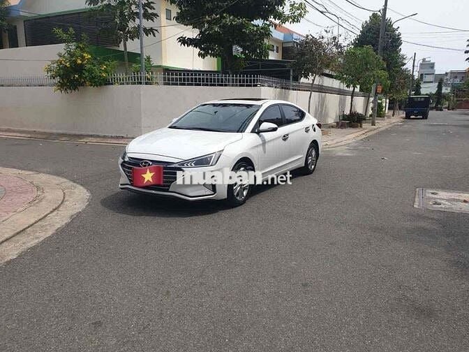 Hyundai Elantra 1.6 AT, chính chủ.