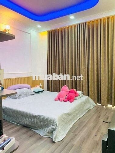 Lê Văn Quới giáp Tân Phú 64m2 5 tầng hẻm 8m thông 6PN chỉ 8,2 tỷ