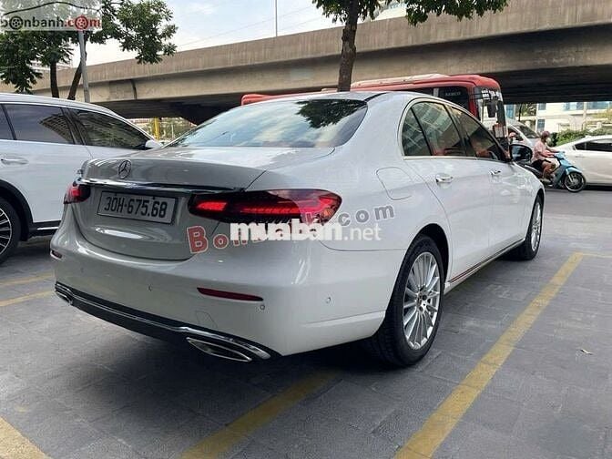 Mercedes Benz E200 Exclusive 2023 - Siêu Lướt