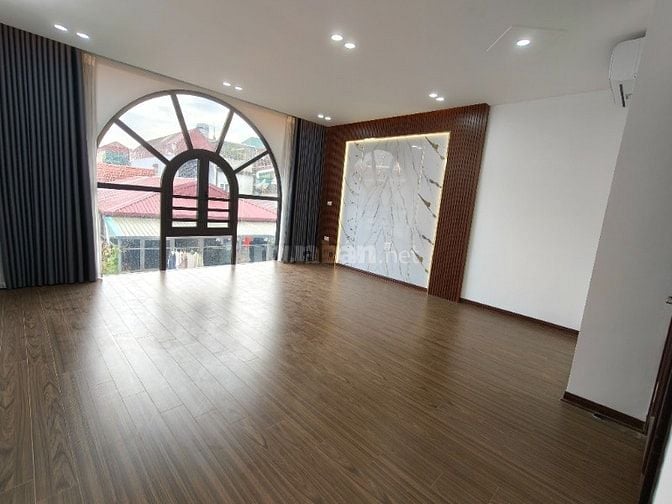 CHUYỂN CÔNG TÁC NÊN CẦN BÁN GẤP TOÀ ,7  TẦNG SÁCH VALI VÀO Ở LUÔN