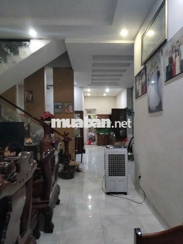 Cho thuê nhà mặt tiền đường 15m khu dân cư Hoàng Hải