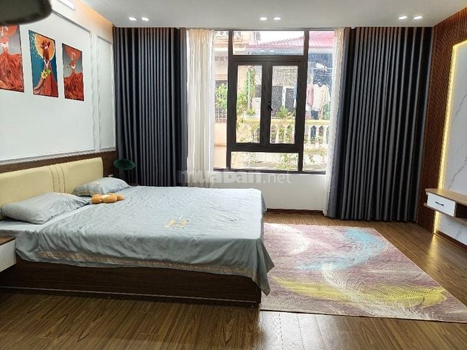 CHUYỂN CÔNG TÁC NÊN CẦN BÁN GẤP TOÀ ,7  TẦNG SÁCH VALI VÀO Ở LUÔN